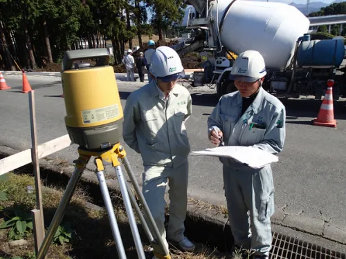 社員定着率の高い地元優良企業で最後の転職にしませんか？